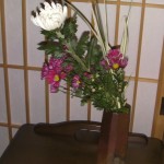 慈眼院の書院に入れられた秋の花