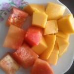 デザートのマンゴーとパパイヤ