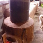 森岡さん自作のロケットストーブ