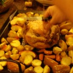 ジャガイモ、サツマイモ、リンゴのグリル